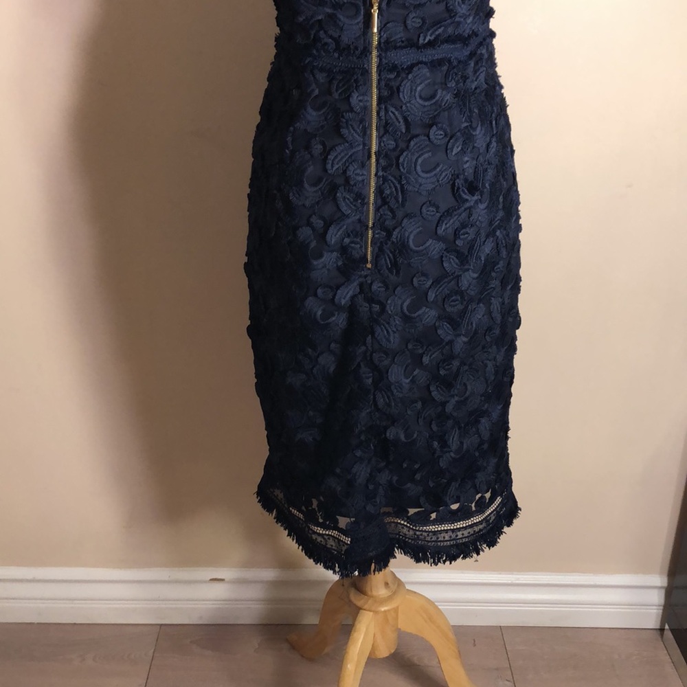 Dress - Picture 4 of 7